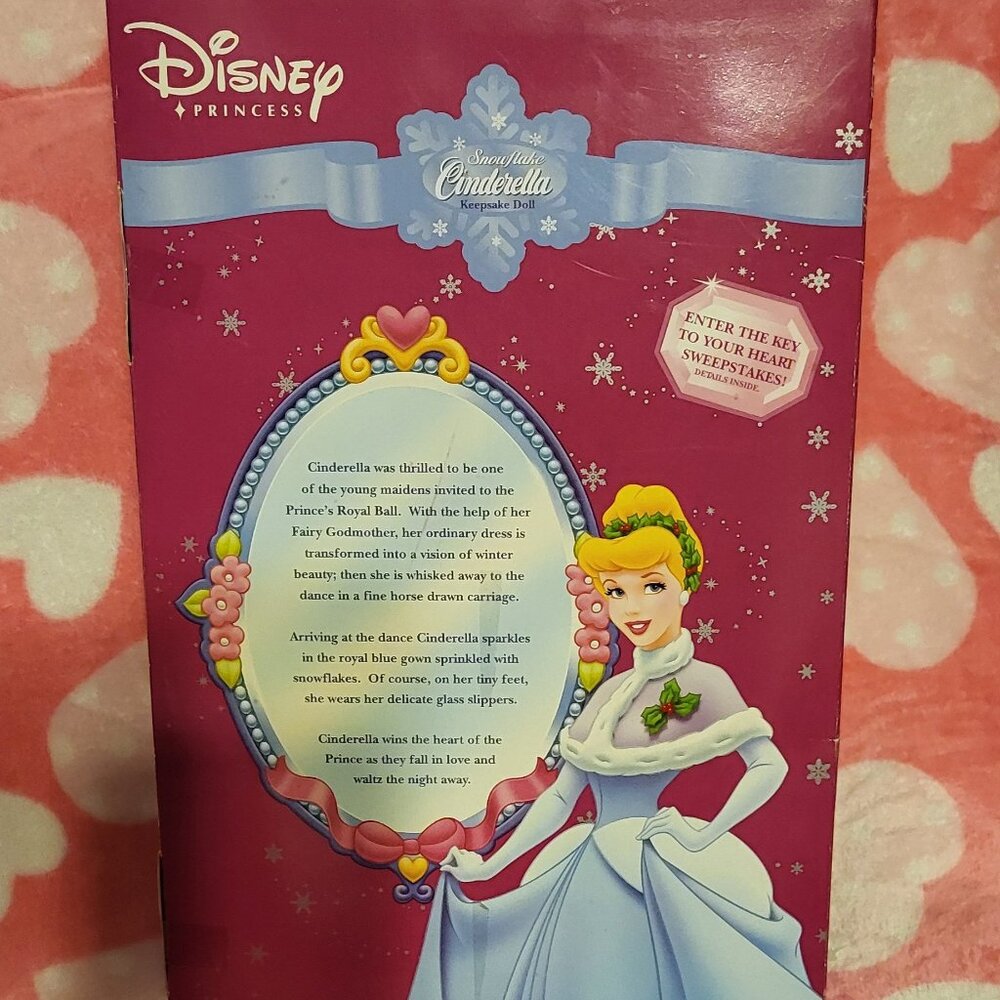 Disney Princess Snowflake CINDERELLA Porcelain Brass Key Keepsake Doll 2004 - Picture 2 of 7